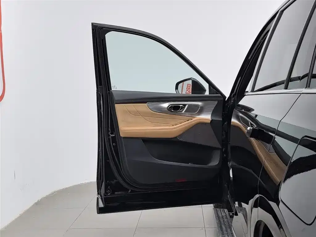 GAC Motor Trumpchi ES9 — фото 3