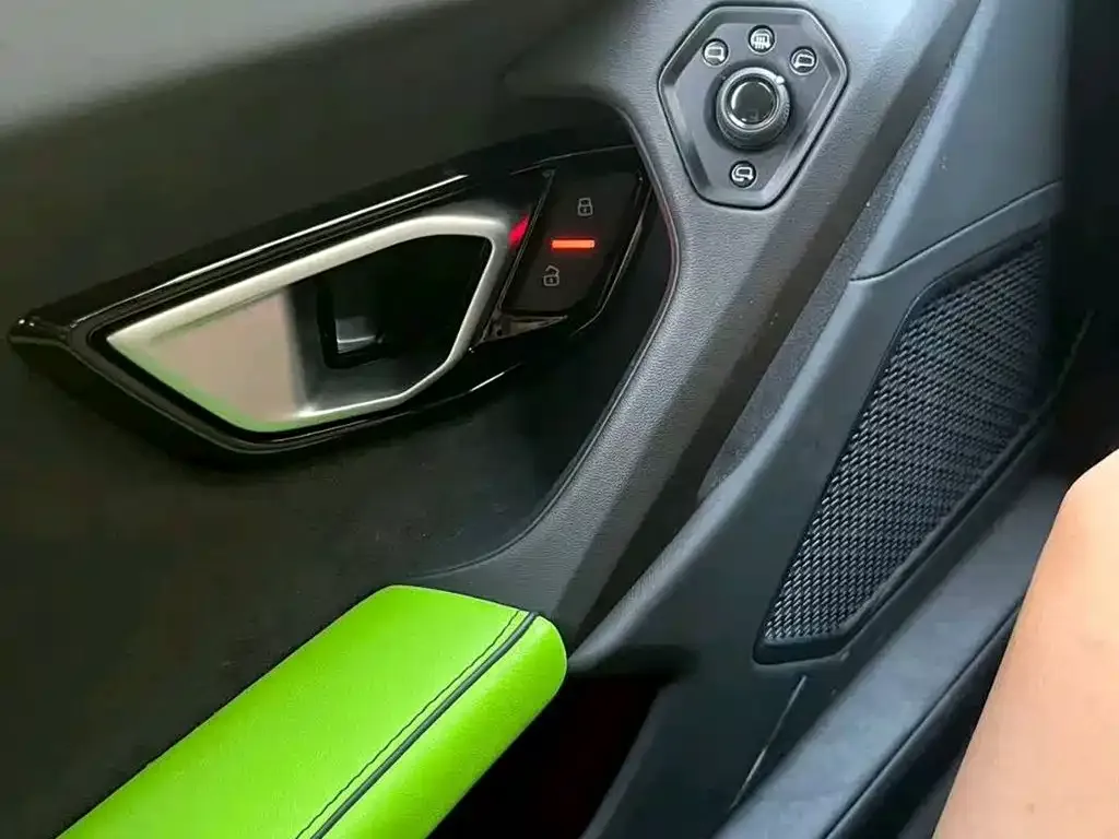 Lamborghini Huracan — фото 6