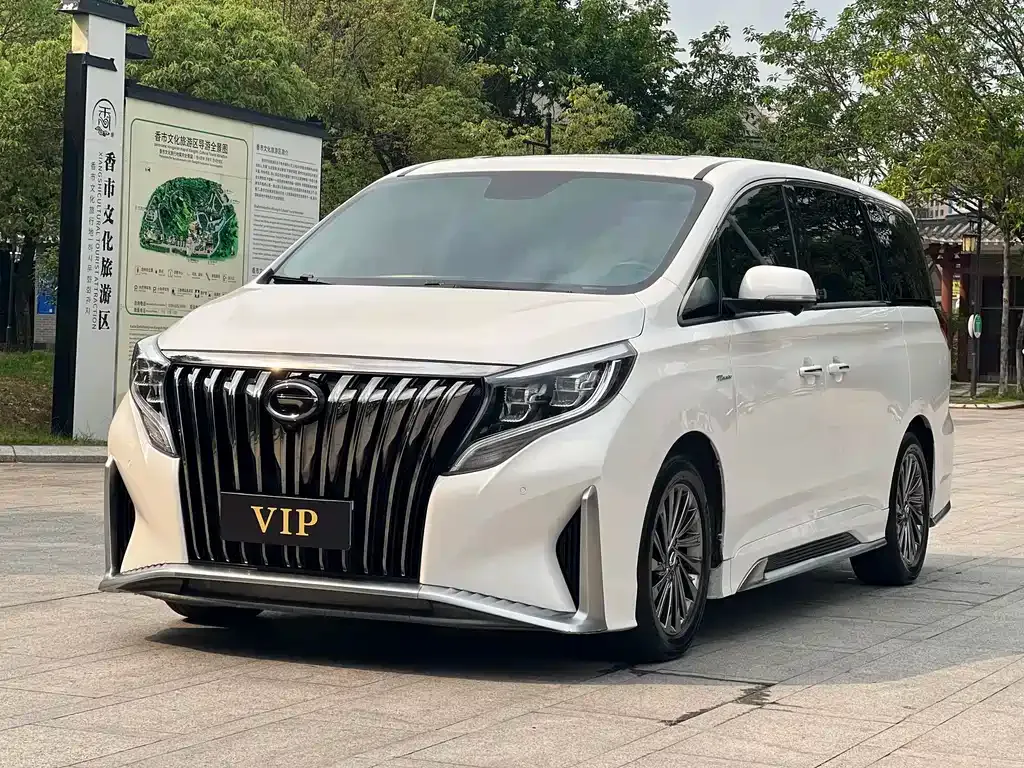 GAC Motor Trumpchi M8 — фото 1