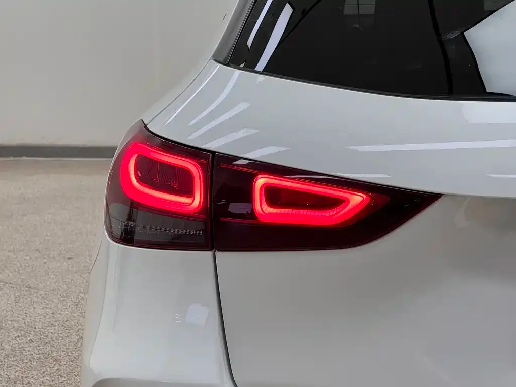 Mercedes-Benz GLA AMG — фото 8