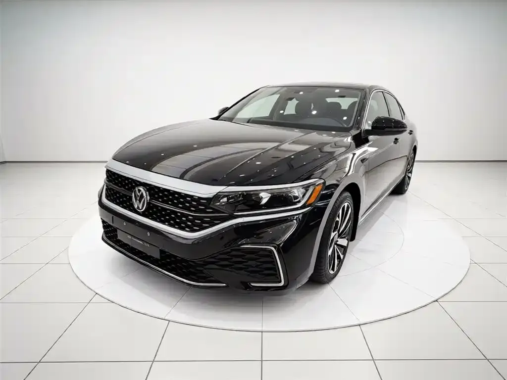 Volkswagen Passat — фото 5