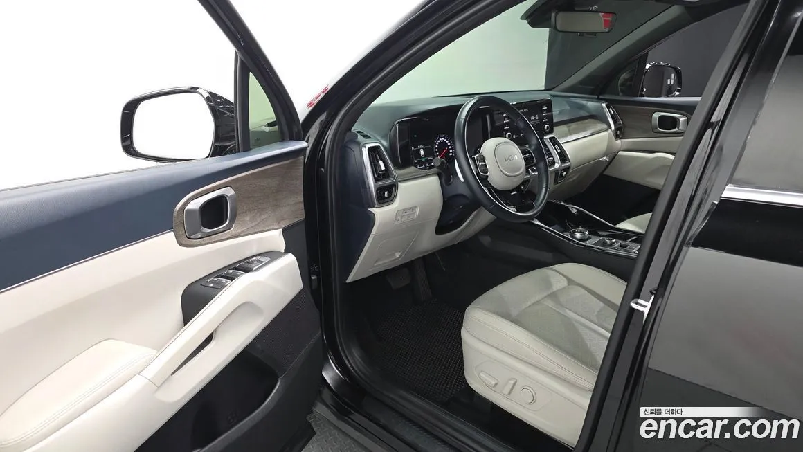 Kia Sorento — фото 6
