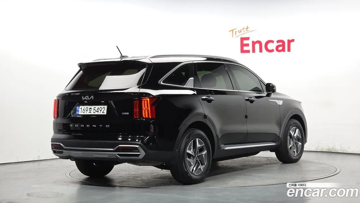 Kia Sorento — фото 3
