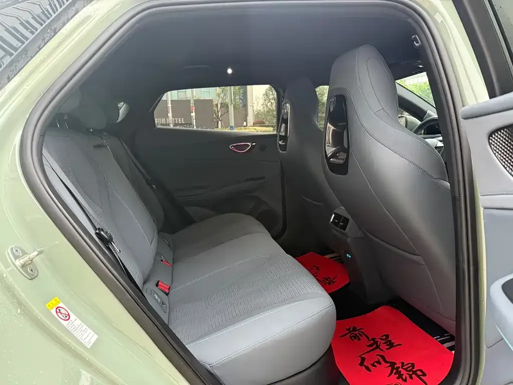 BYD Seal 06GT — фото 9