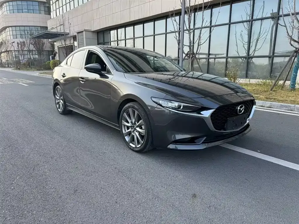 Mazda 3 Axela — фото 7