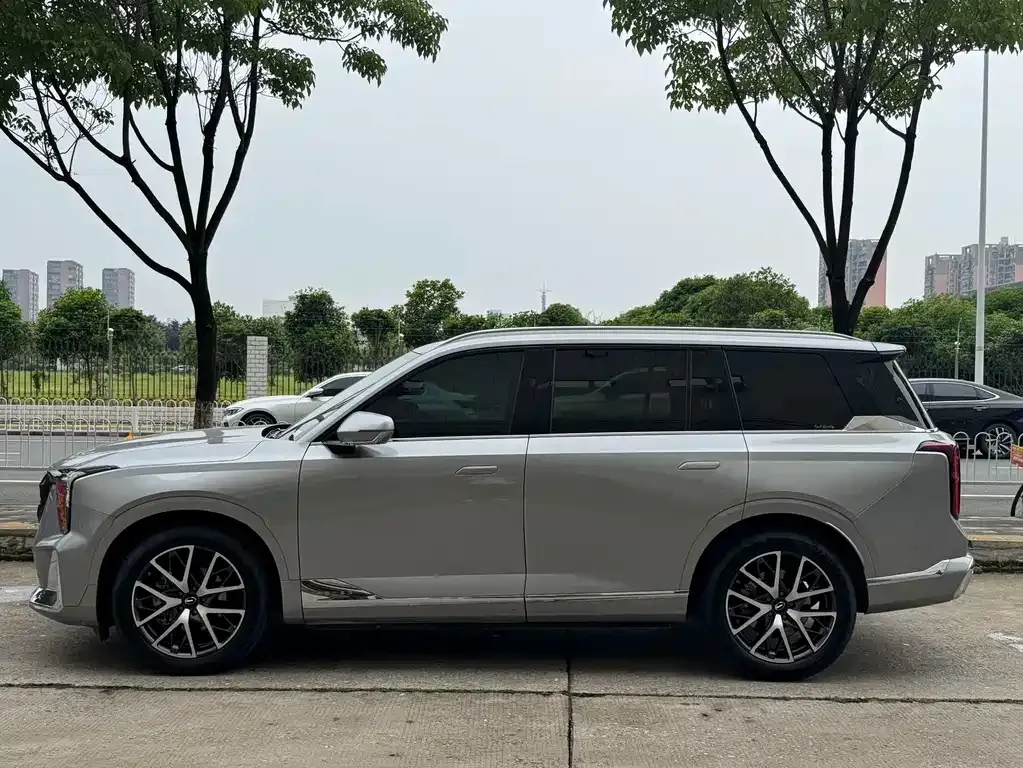 GAC Motor Trumpchi GS8 — фото 6
