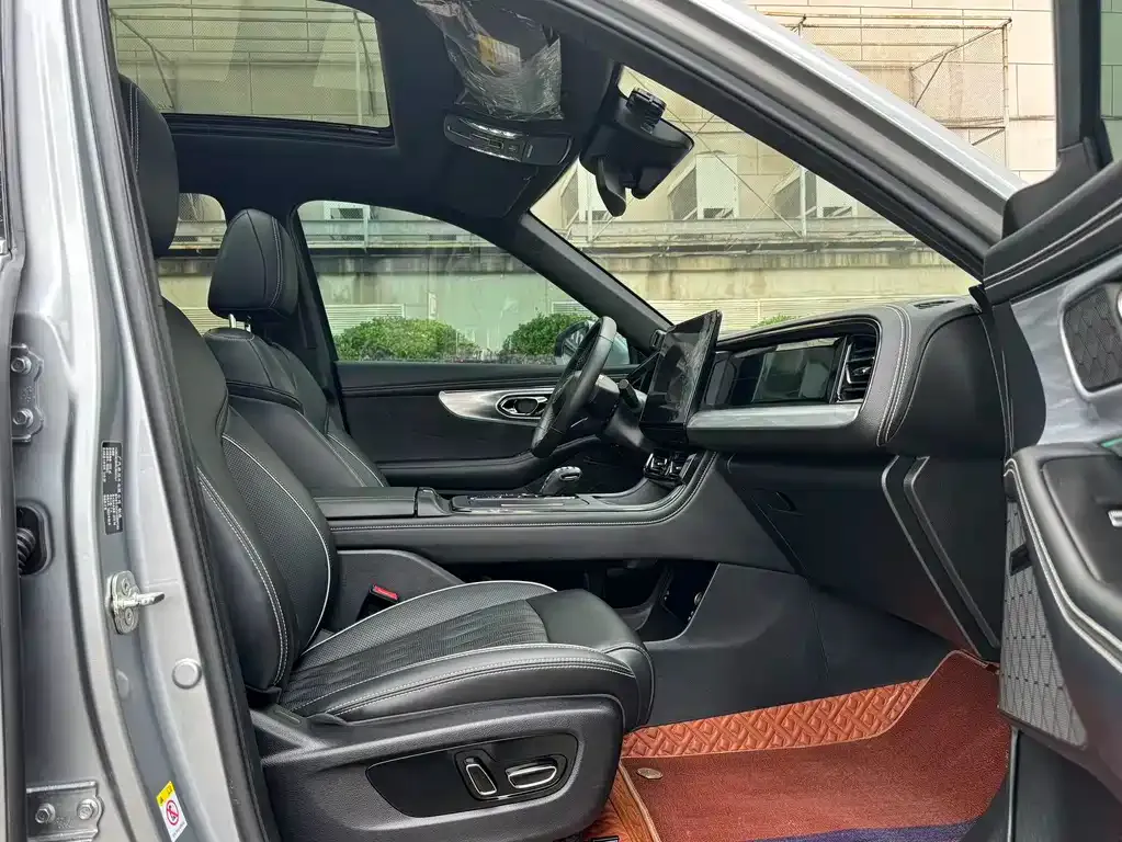 GAC Motor Trumpchi GS8 — фото 10