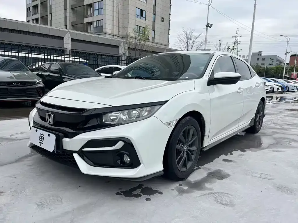 Honda Civic — фото 1