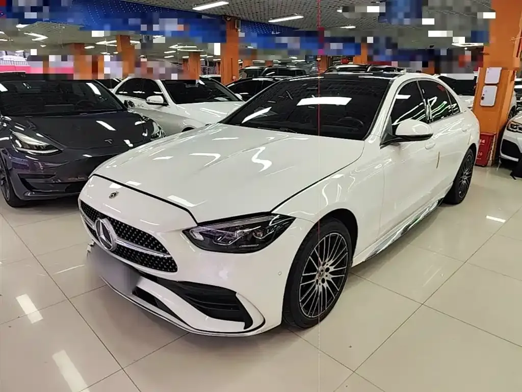 Mercedes-Benz C-Class — фото 1