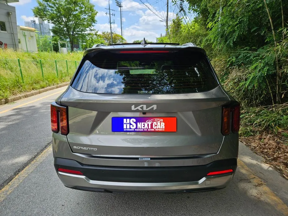 Kia Sorento — фото 9