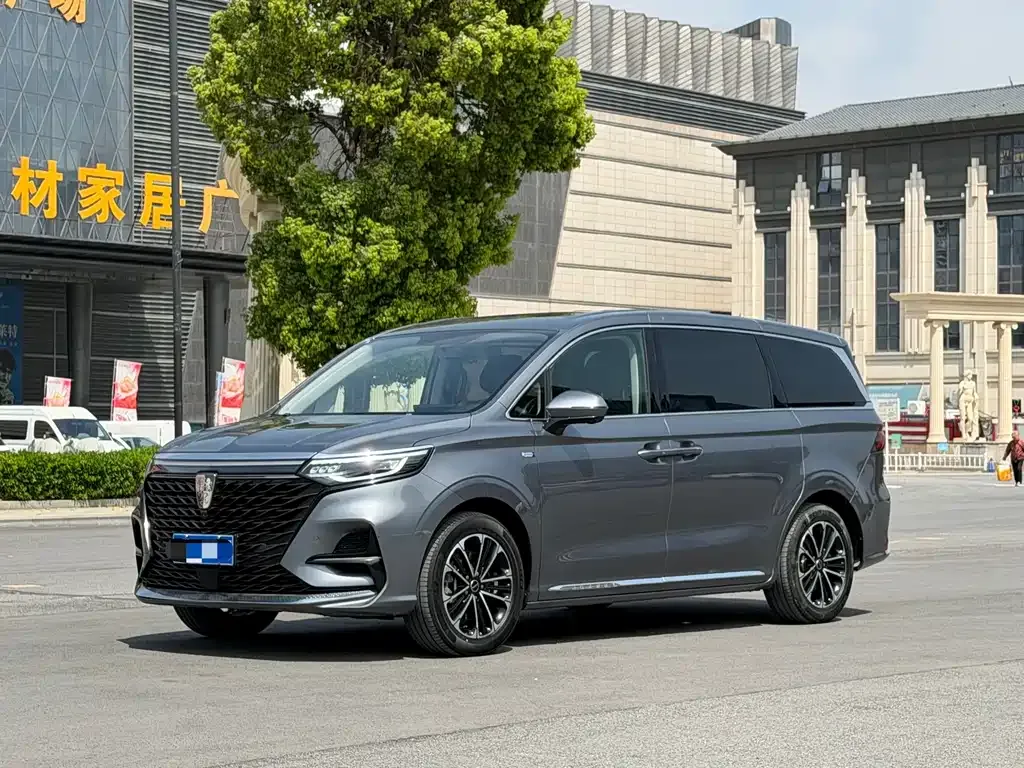 Roewe iMAX8 — фото 1