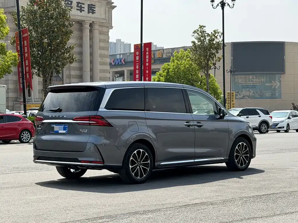 Roewe iMAX8 — фото 6