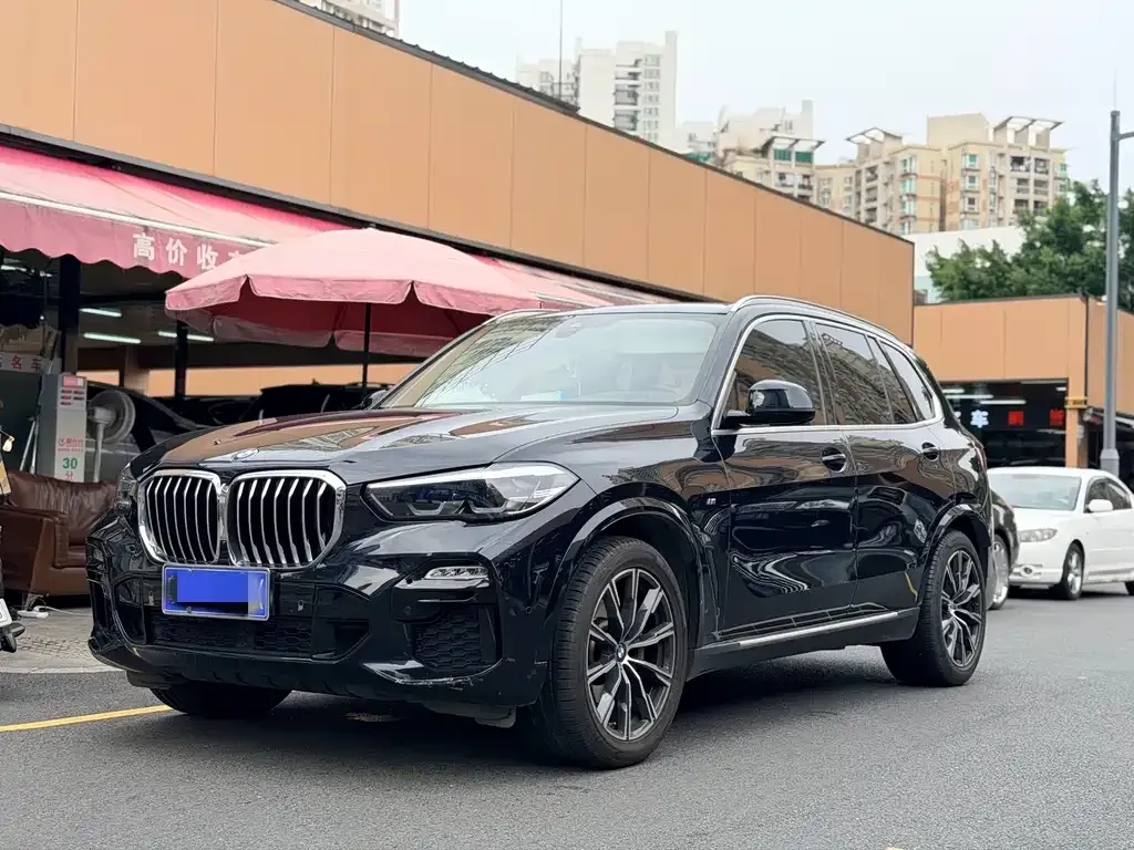 BMW X5 (Import) — фото 1