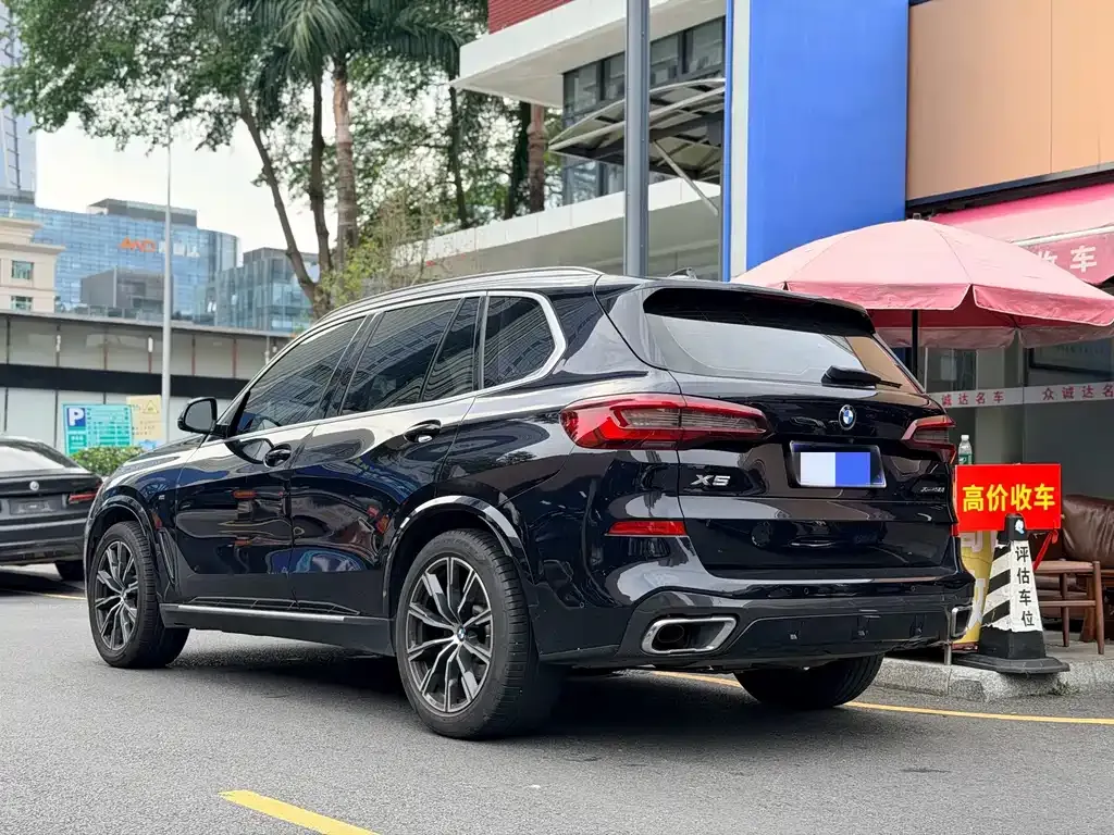BMW X5 (Import) — фото 8