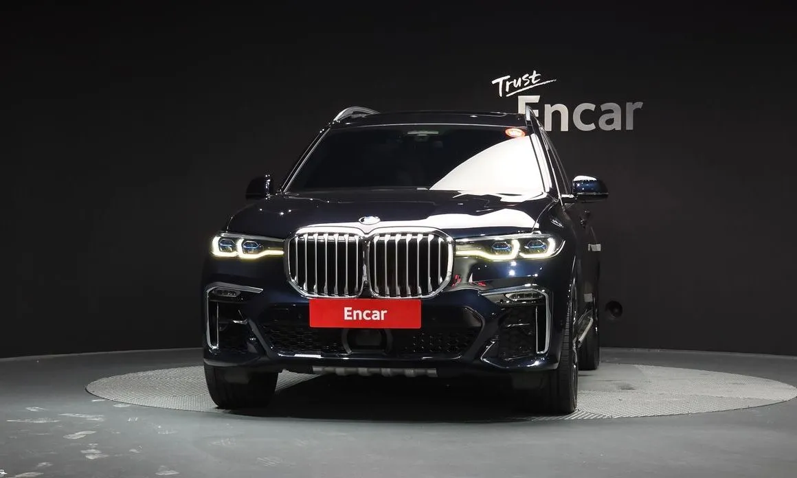 BMW X7 — фото 3