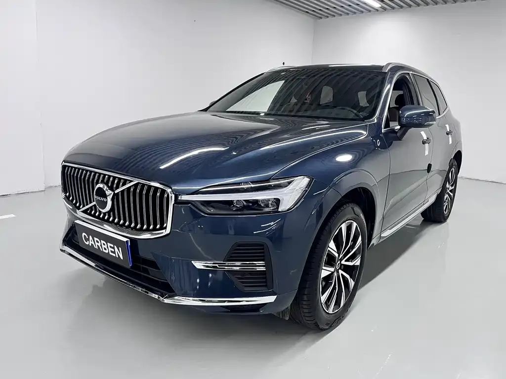 Volvo XC60 — фото 1