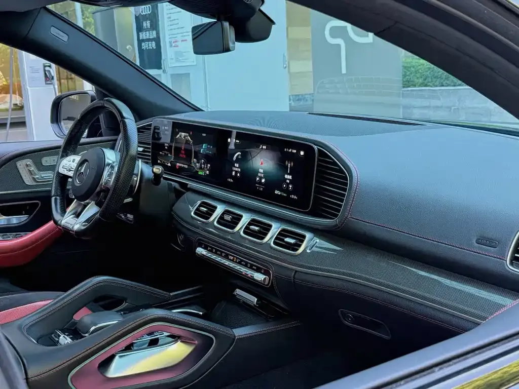 Mercedes-Benz GLE Coupe AMG — фото 7