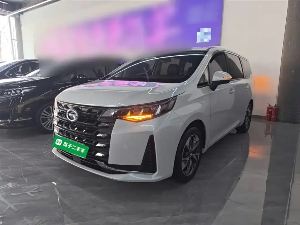 GAC Motor Trumpchi M6 — фото 1