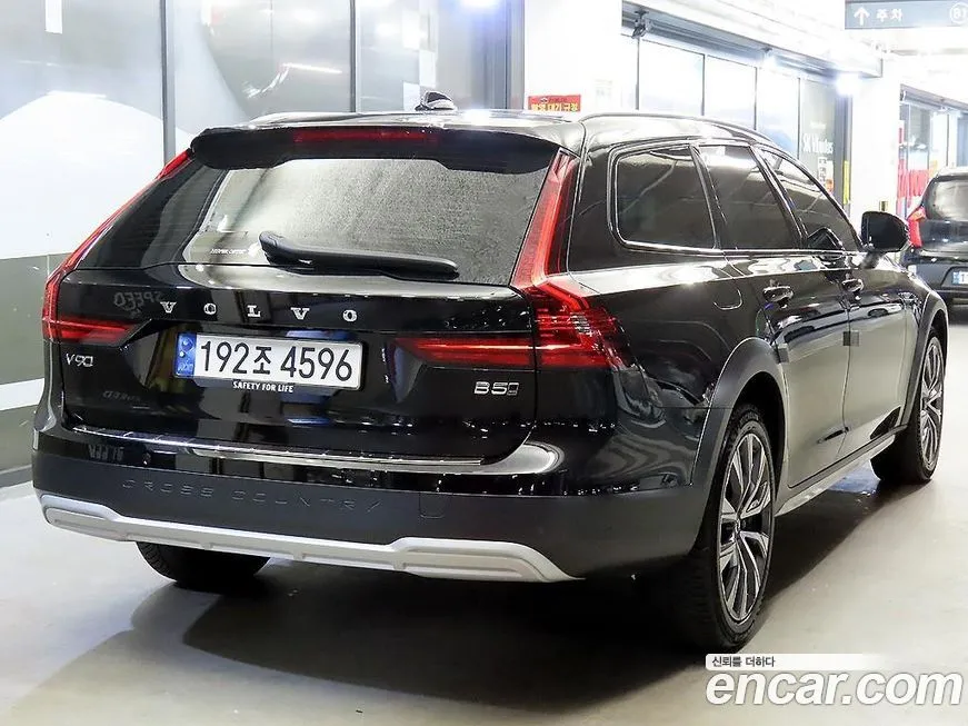 Volvo V90 — фото 3