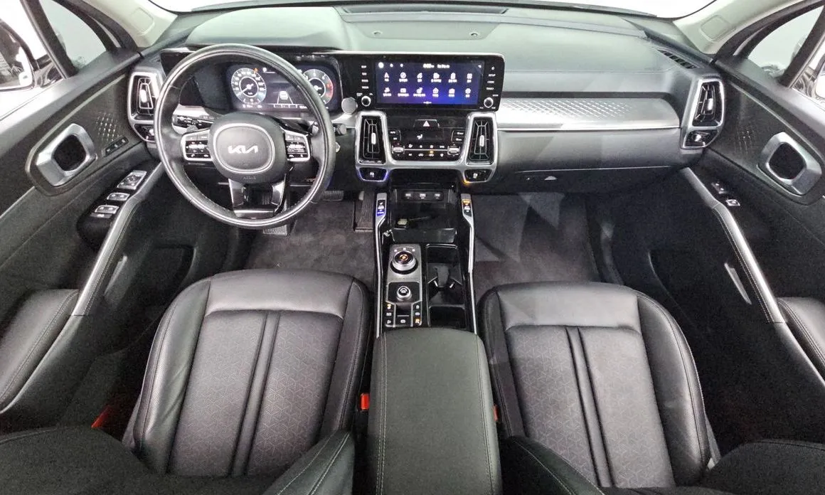 Kia Sorento — фото 8