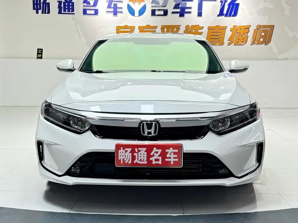 Honda Inspire — фото 1