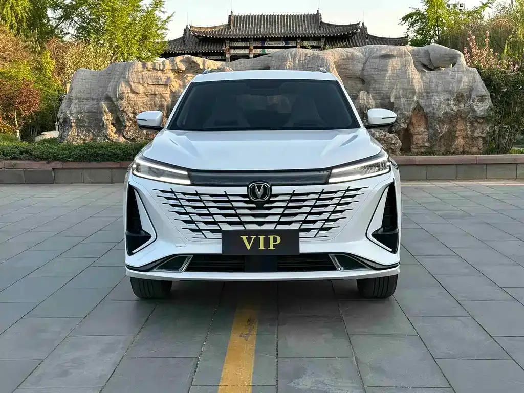 Changan CS75 PLUS — фото 9