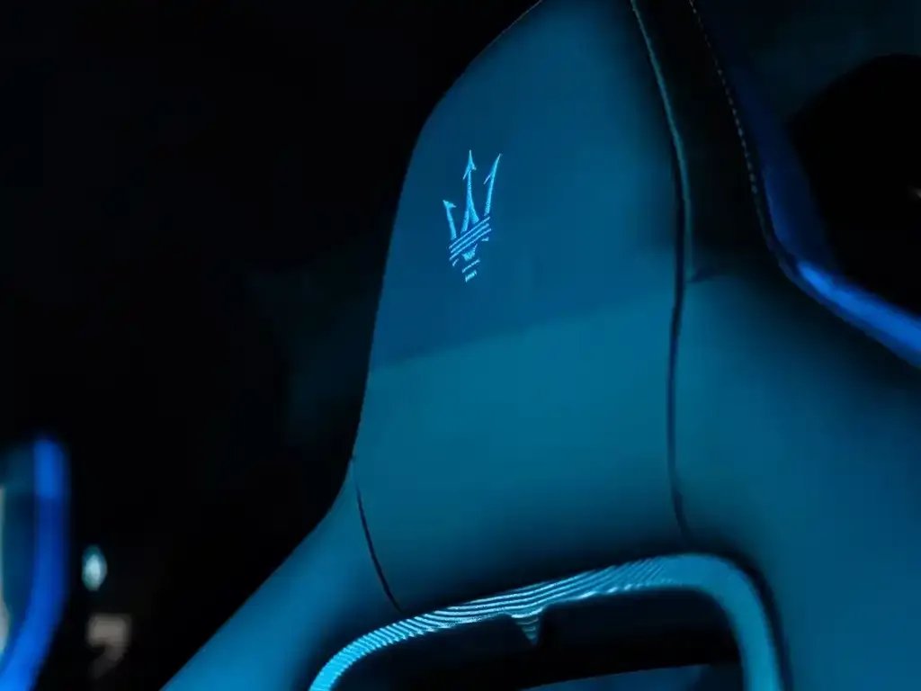 Maserati MC20 — фото 2