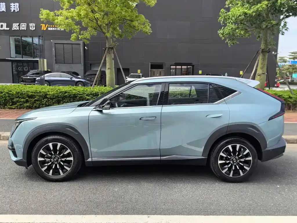 GAC Motor Shadow Cool — фото 10