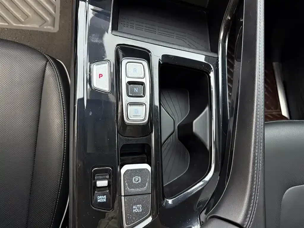 Hyundai Custo — фото 9