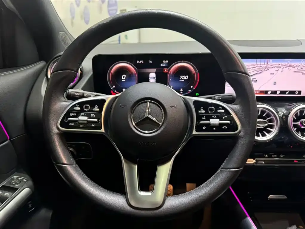 Mercedes-Benz GLA — фото 6