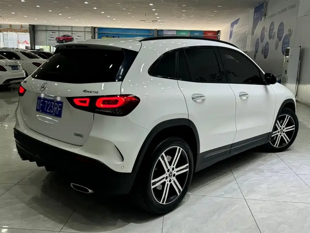 Mercedes-Benz GLA — фото 4