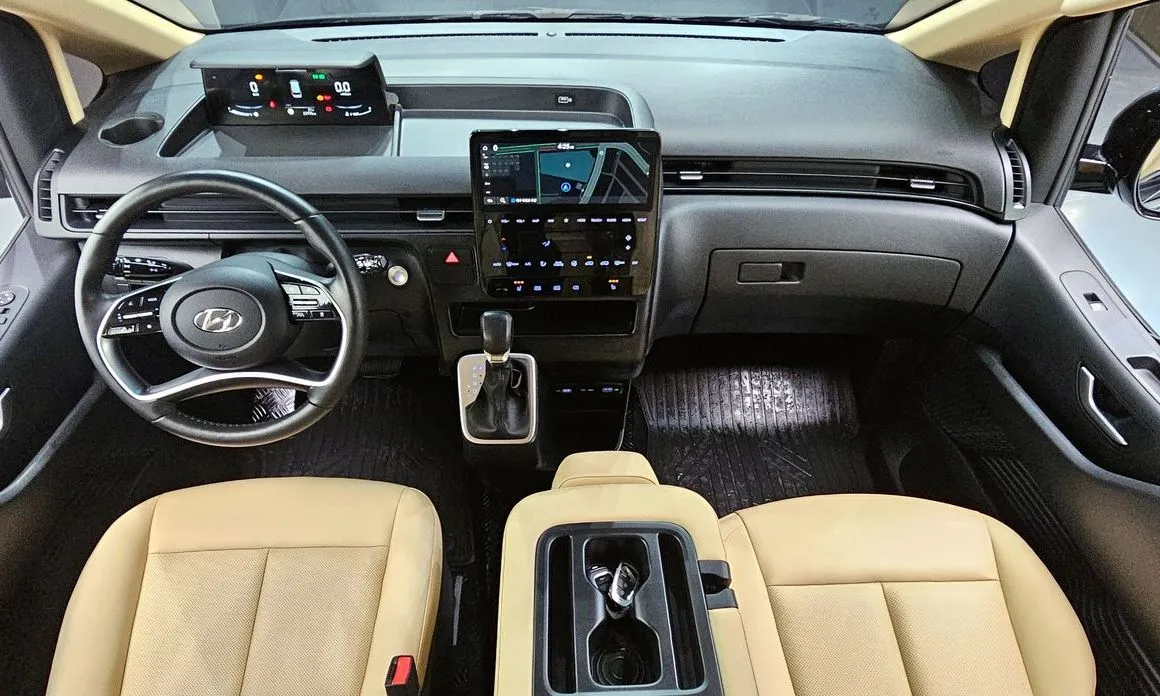 Hyundai Staria — фото 3