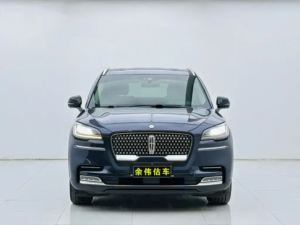 Lincoln Aviator — фото 2