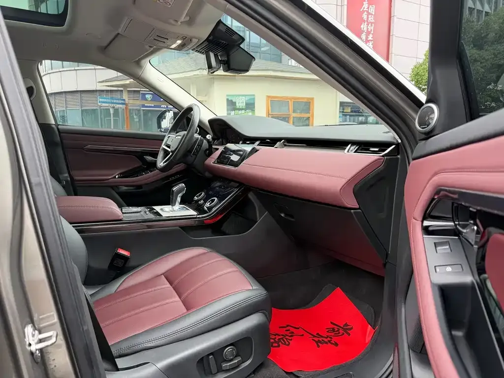 Land Rover Evoque — фото 2