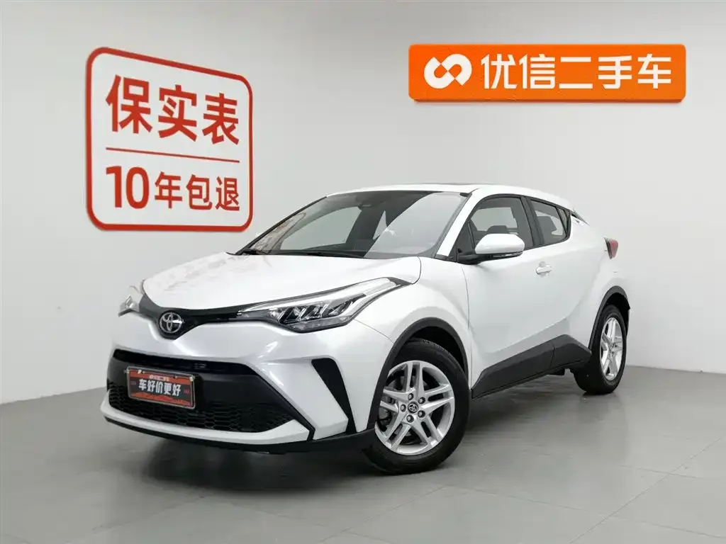 Toyota C-HR — фото 1