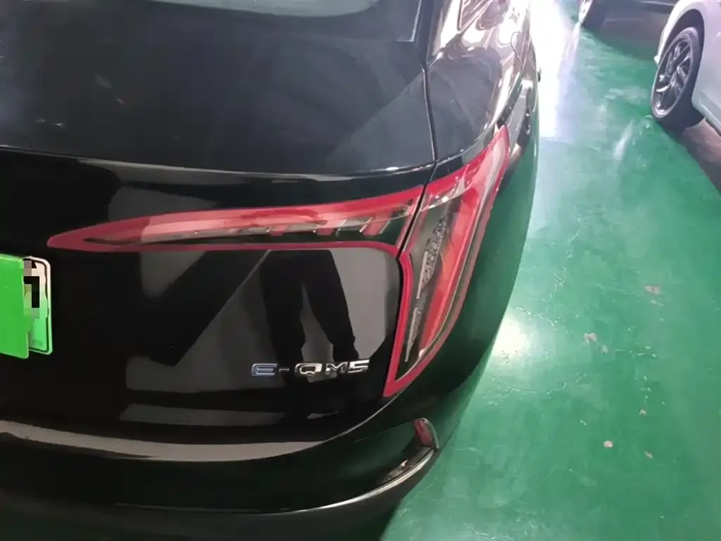 Hongqi E-QM5 — фото 10