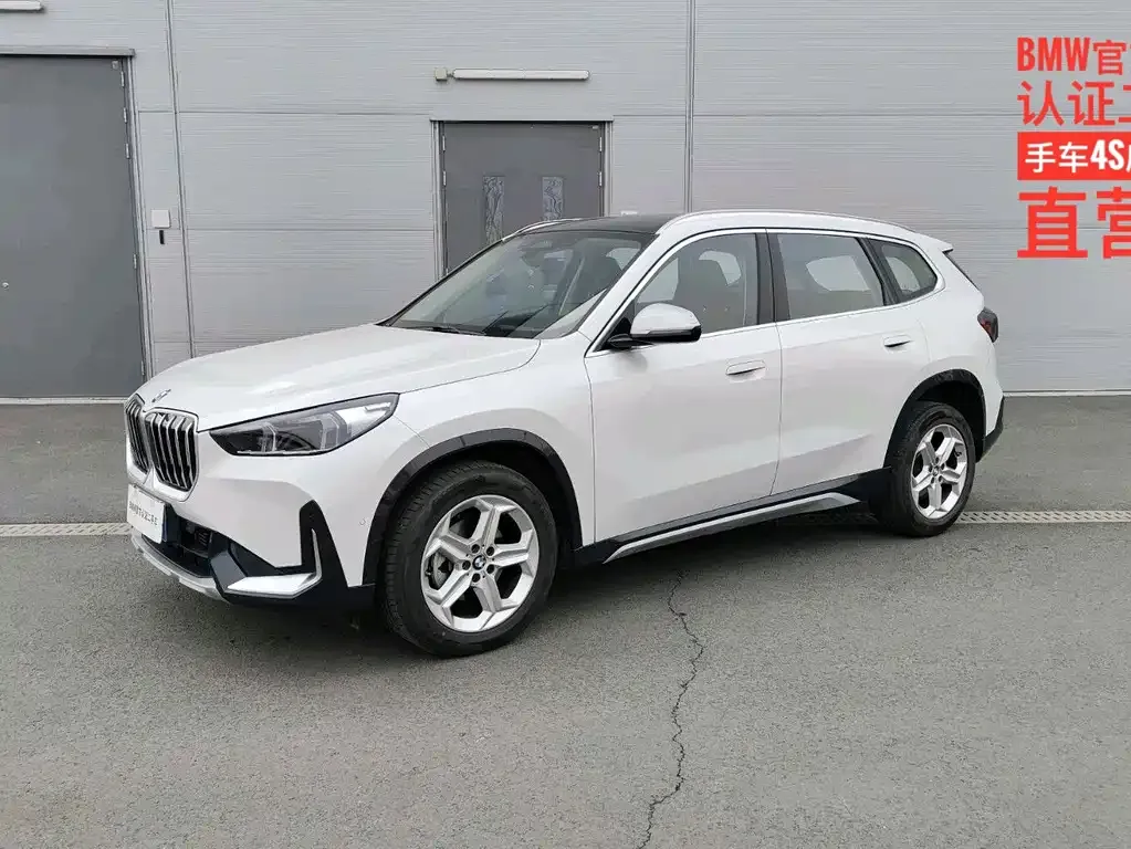 BMW X1 — фото 1