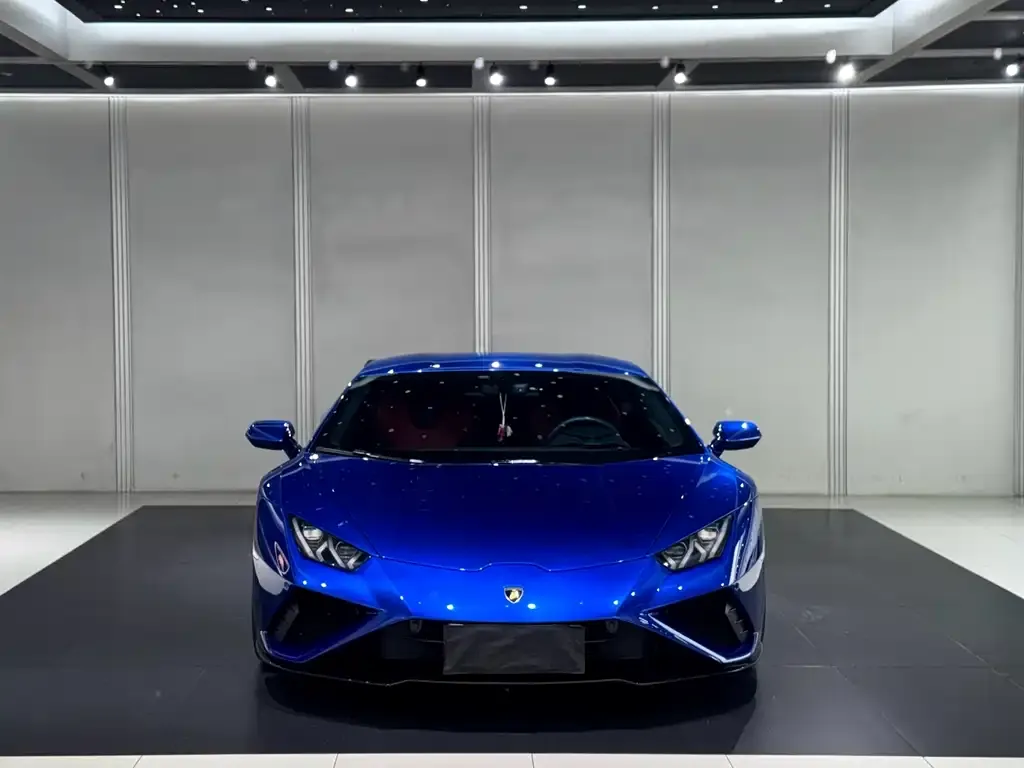 Lamborghini Huracan — фото 1