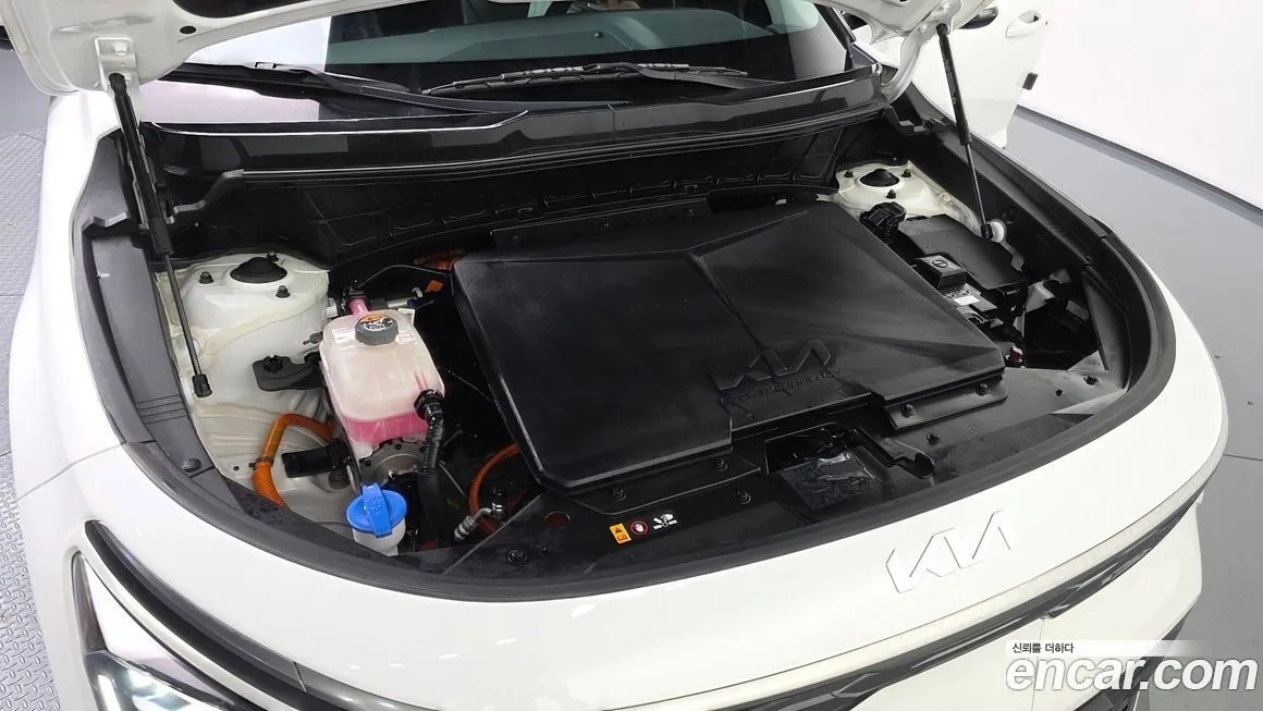 Kia Niro — фото 10