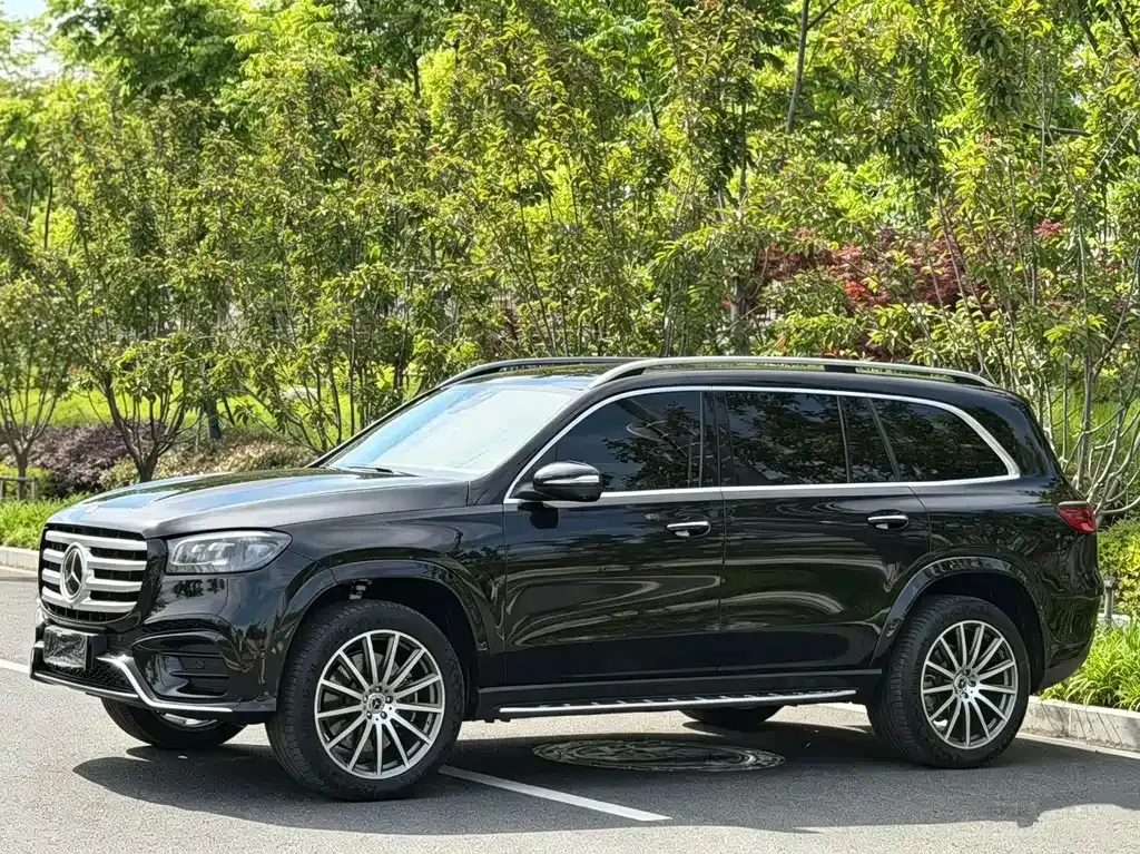 Mercedes-Benz GLS — фото 1