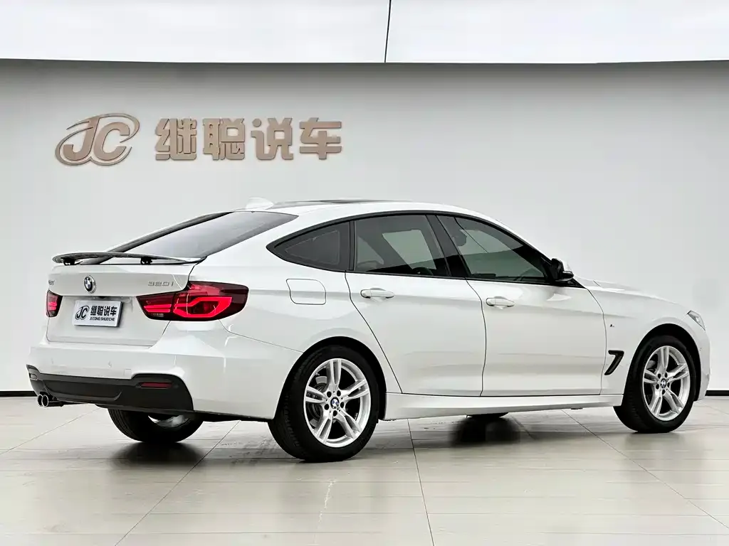 BMW 3 Series GT — фото 6