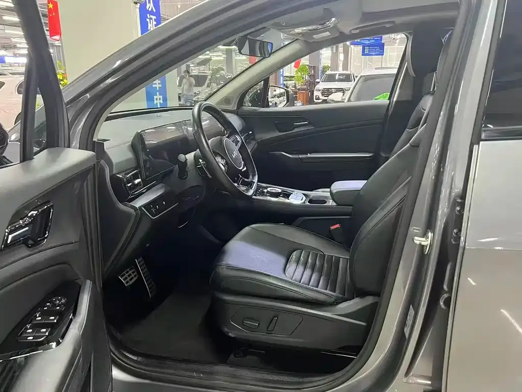 Kia Sportage — фото 9