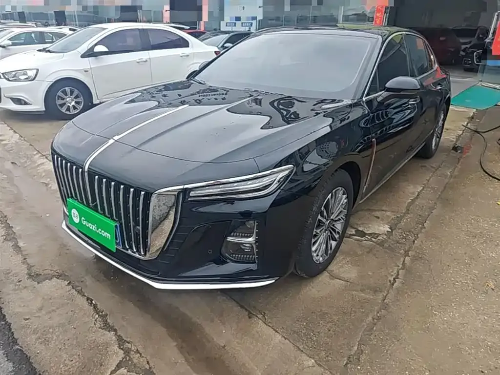 Hongqi H5 — фото 1
