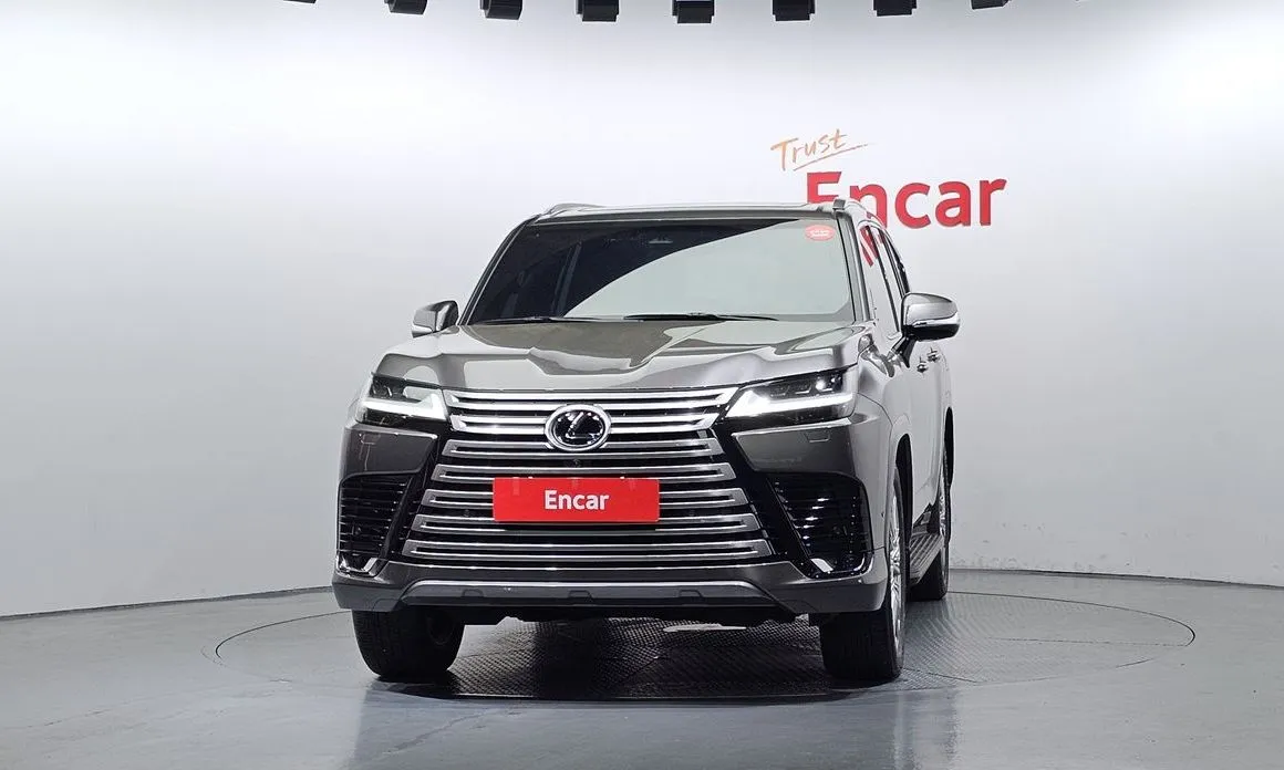 Lexus LX — фото 4
