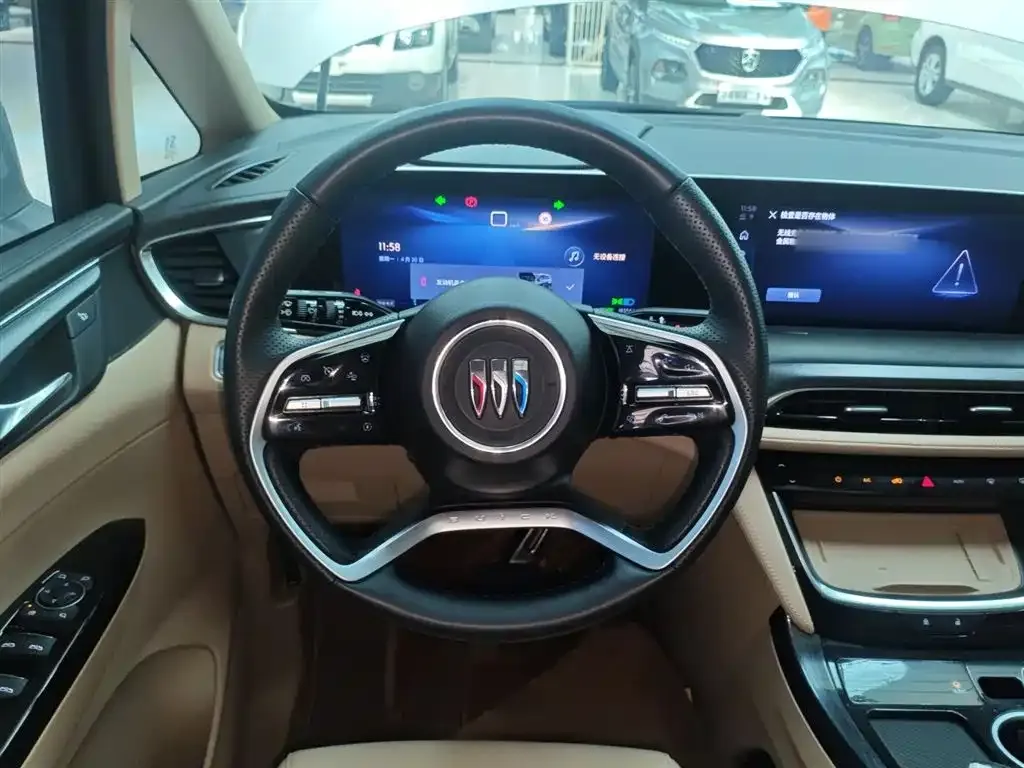 Buick GL8 Hybrid — фото 8
