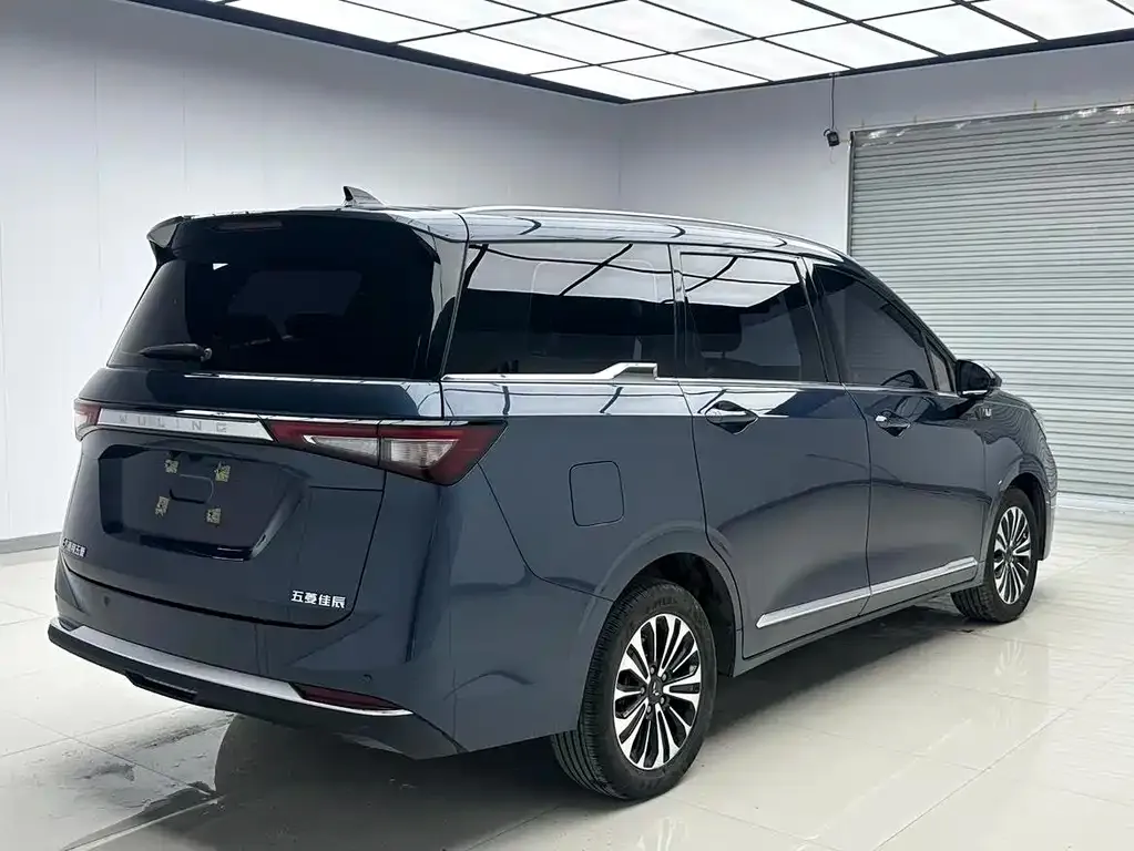 Wuling Jiachen — фото 4