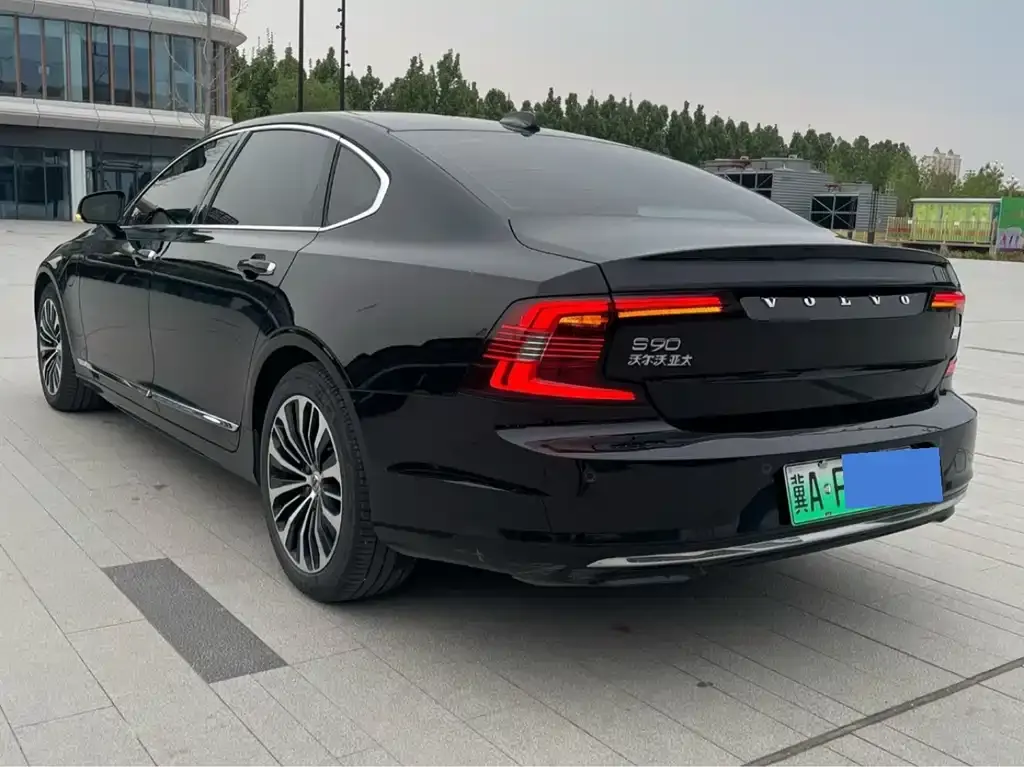 Volvo S90 PHEV — фото 2