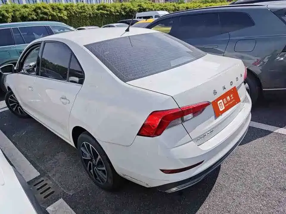 Skoda Rapid — фото 5