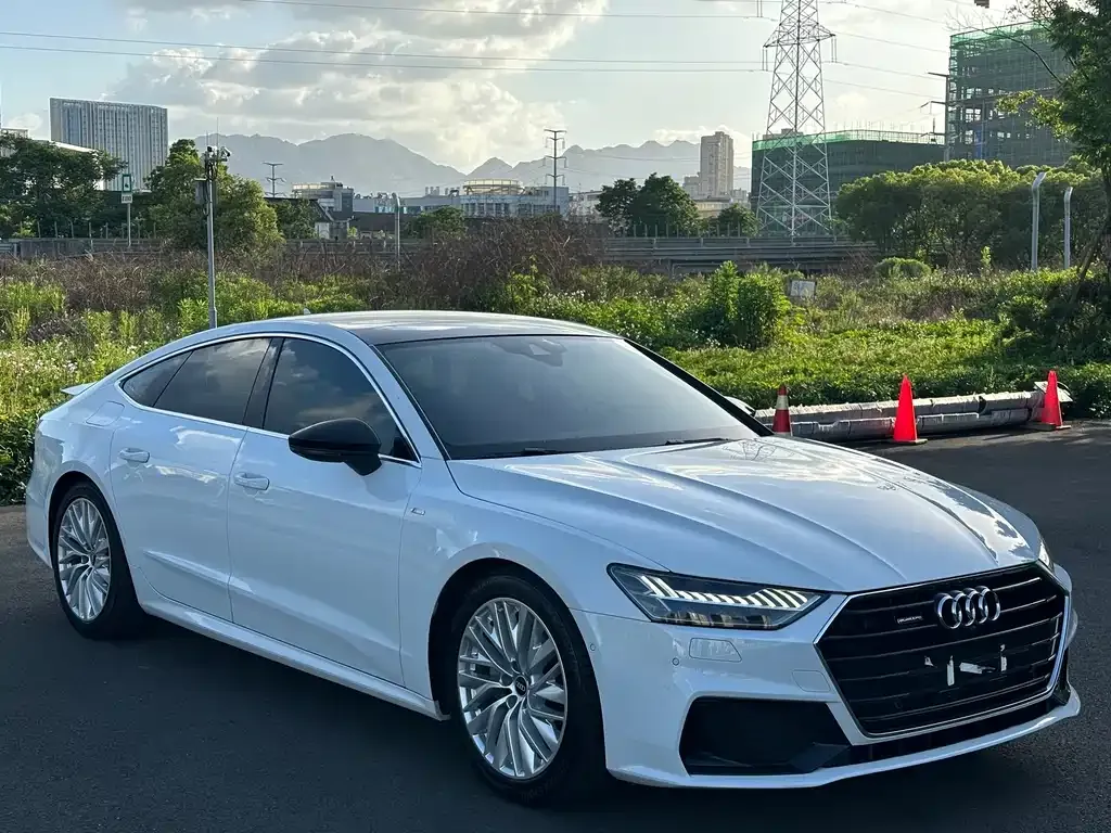 Audi A7 — фото 7