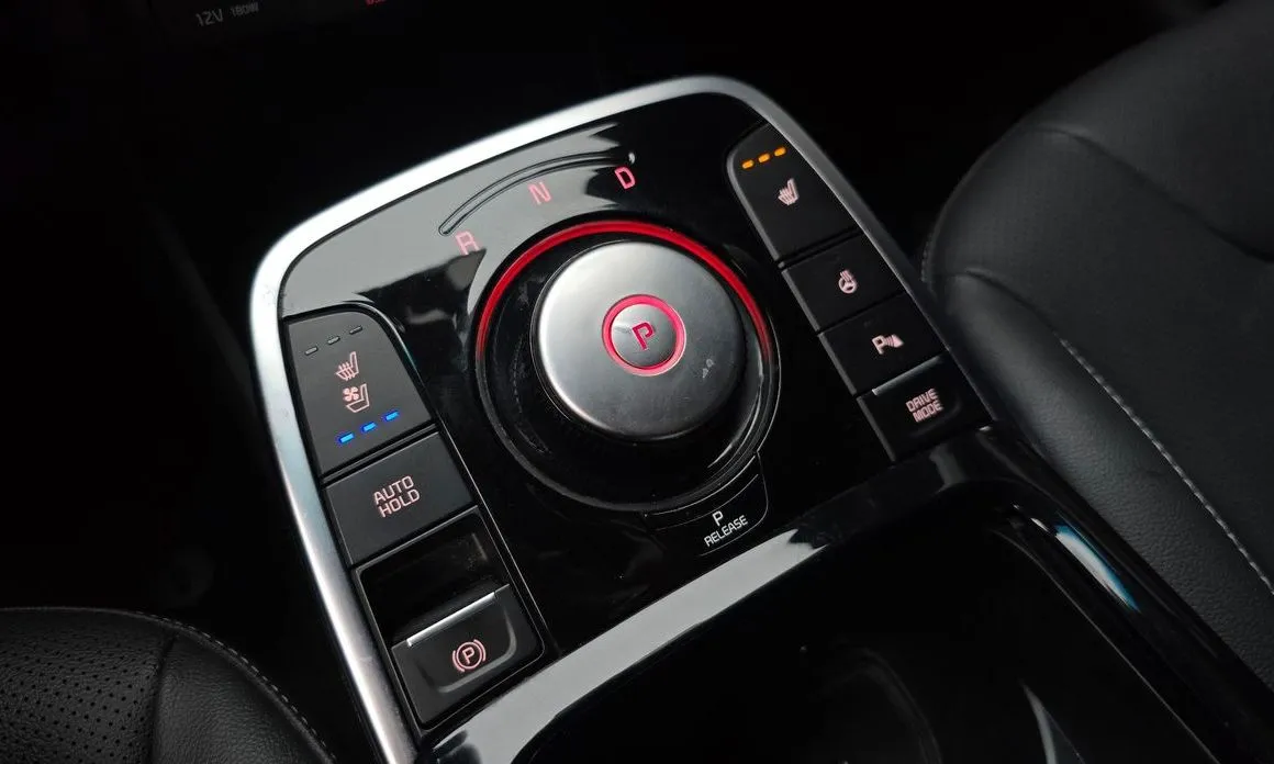 Kia Niro — фото 3